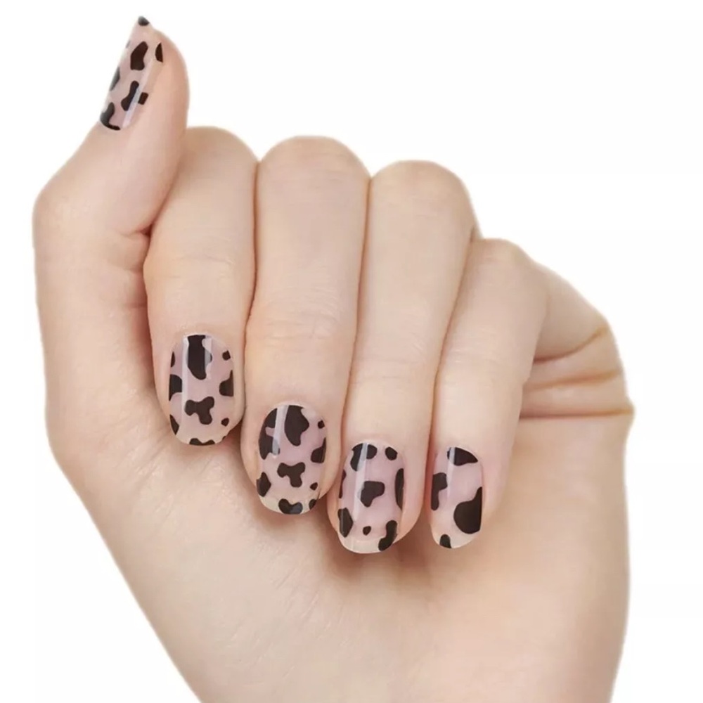 *Retired* Color Street: In a MOO-d | Cow Print Animal Black Clear Overlay Spots - Picture 10 of 13